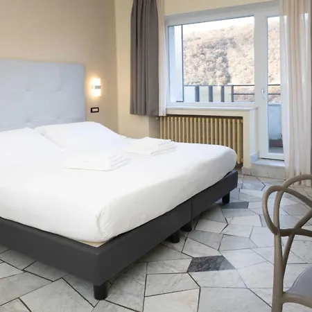 Delle Rose 3*